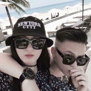 Kính V sơn Tùng