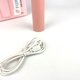 Quạt mini tích điện cầm tay , quạt điện có đèn led , cổng sạc usb gió cực mát Queenshop