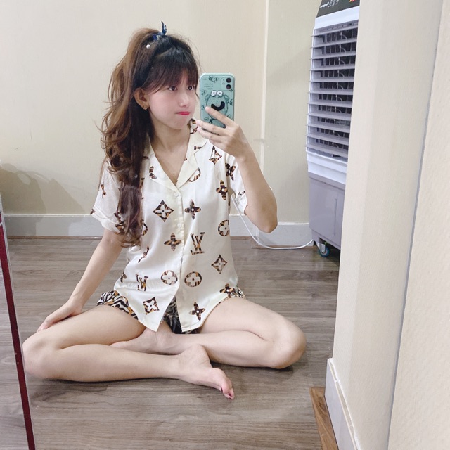 Pijama lụa đùi