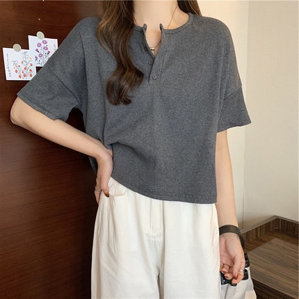 Áo Thun Croptop Dáng Rộng Ngắn Tay Màu Trơn Gài Nút Phong Cách Hàn Quốc Thời Trang Dành Cho Nữ 2022