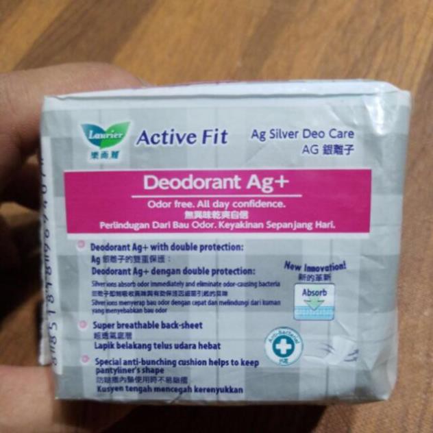 Băng vệ sinh phân tử bạc Laurier Active Fit (18 miếng/gói)