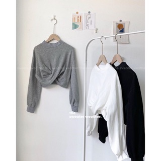 Áo croptop vặn eo dài tay