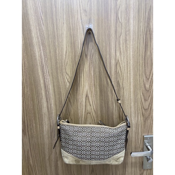 Túi si hiệu Coach