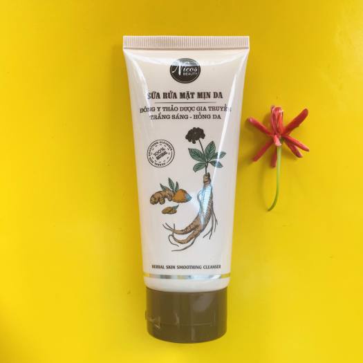 Sữa Rửa Mặt Đông Y Gia Truyền Niocs, Giúp Sáng Da Ngăn Ngừa Mụn Hiệu Quả + Tặng nước hoa