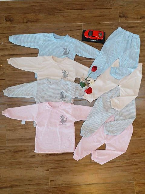 Bộ nỉ cotton Unchi dài tay cài khuy giữa