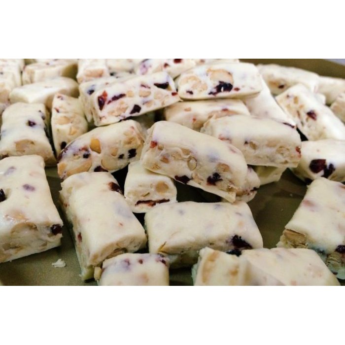Bánh nougat combo 4 gói
