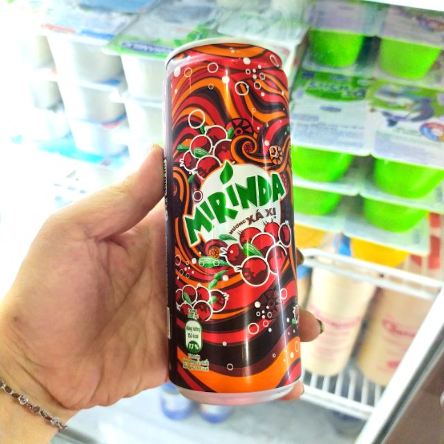 Mirinda xá xị lon 330ml