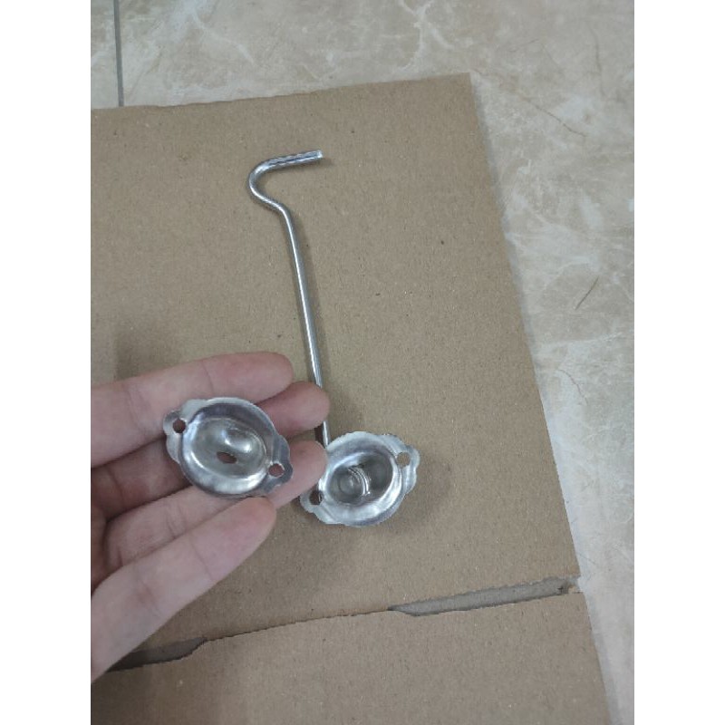 Móc gió inox cài cửa kèm vít