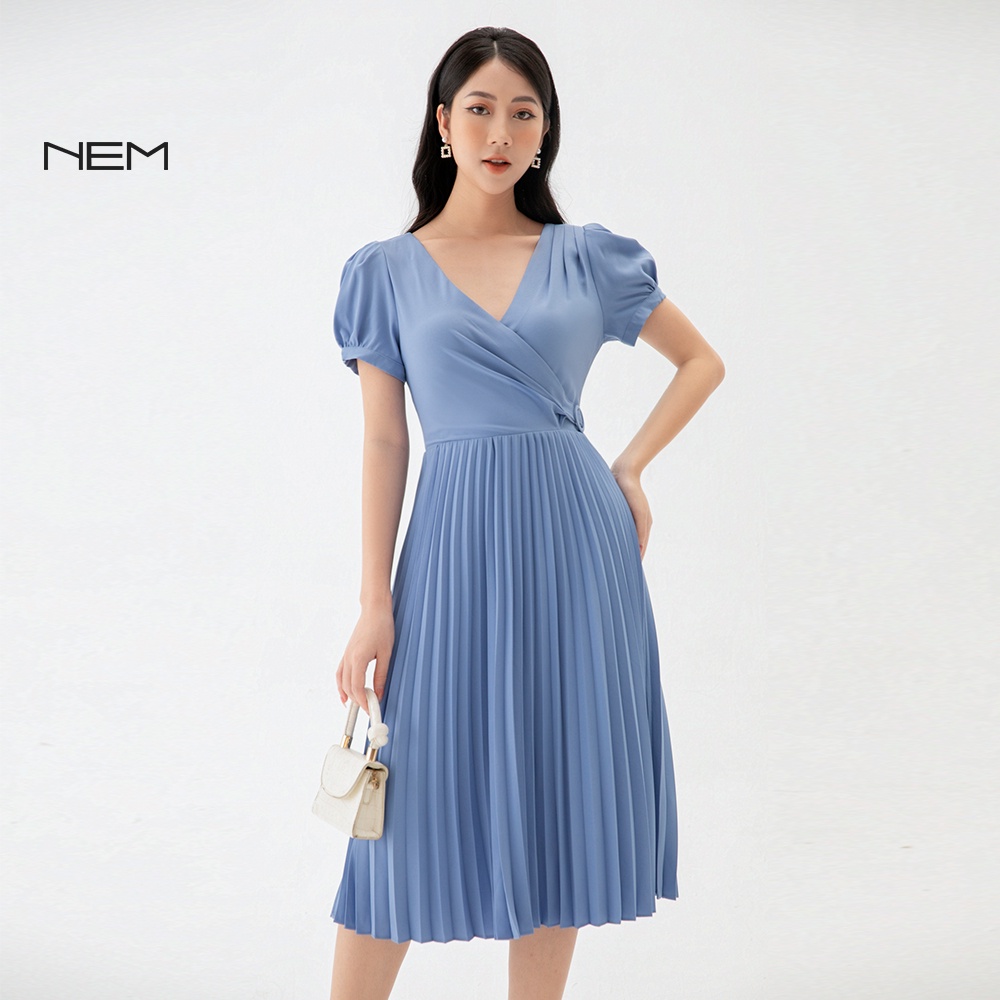 [Mã INCU50 giảm 50K đơn 250K] Đầm nữ thiết kế xếp ly NEM Fashion D50262 | BigBuy360 - bigbuy360.vn