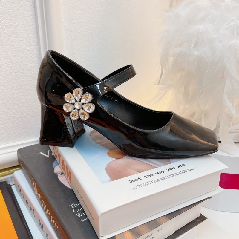 Giày cao gót miu miu quai hoa đá 6p fullbox