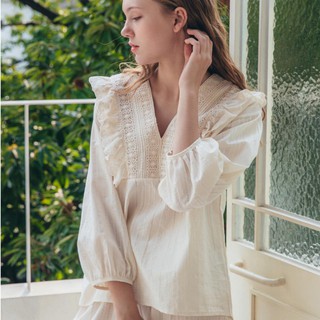 Bộ Pyjama mặc nhà cao cấp.