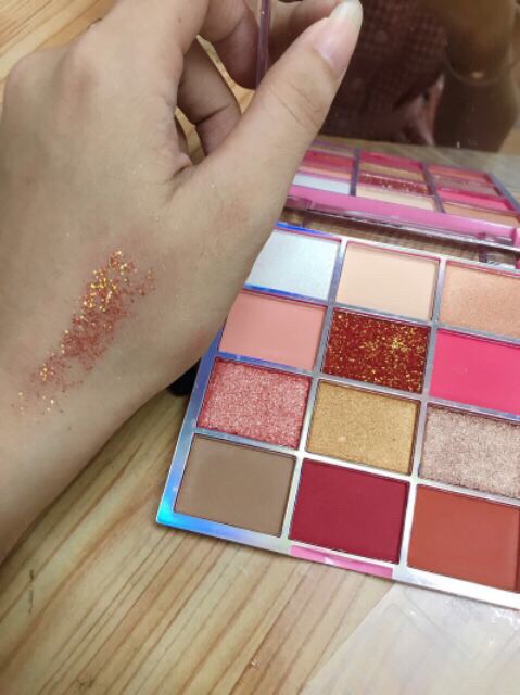 bảng 12 màu phấn mắt nhũ lameila thiết kế kim tuyến chảy | BigBuy360 - bigbuy360.vn