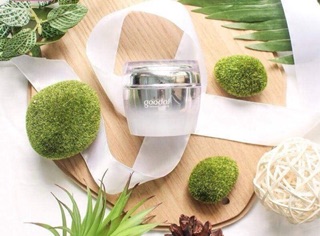 KEM DƯỠNG DA MẶT ỐC SÊN