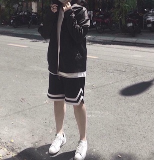 Quần Short V Line