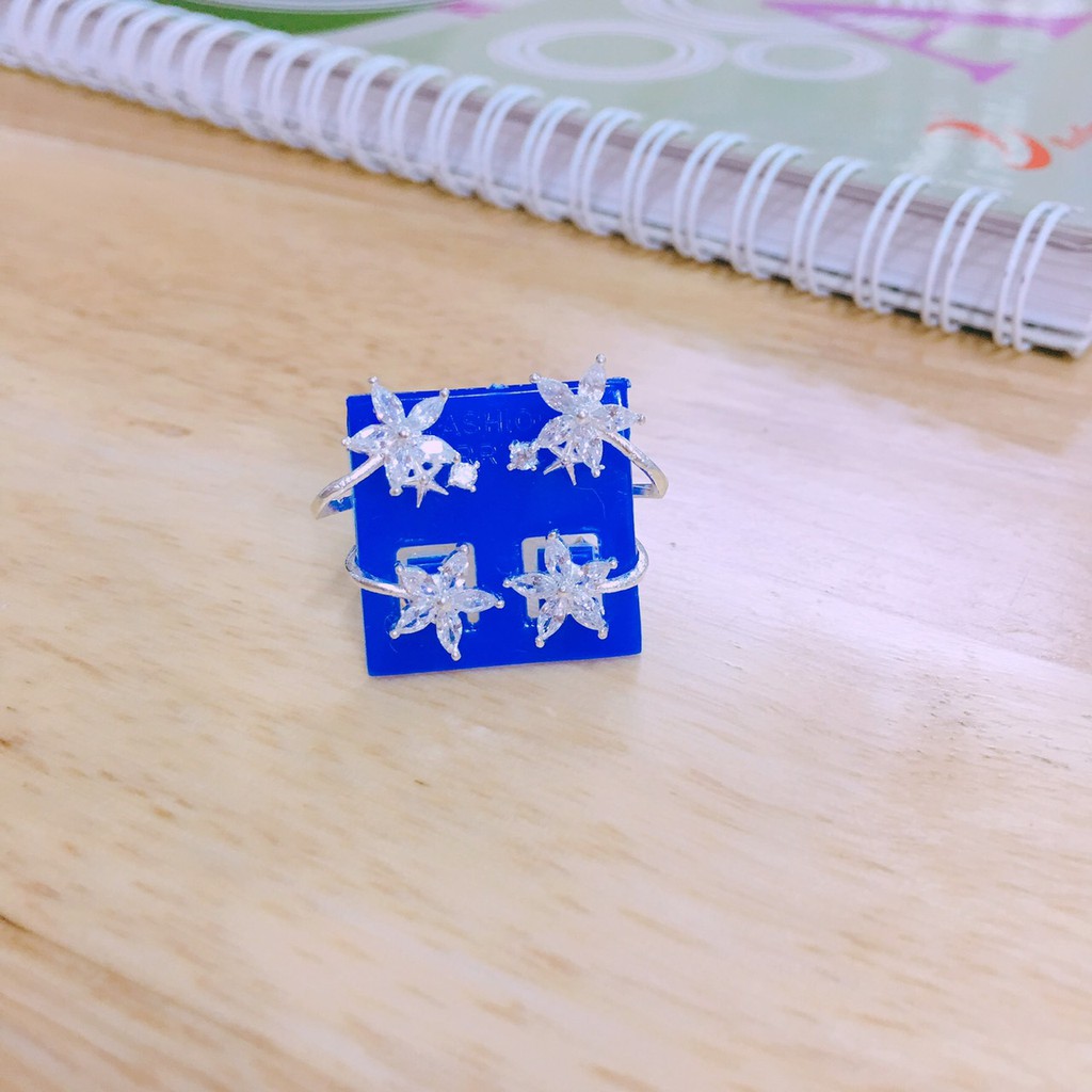 BÔNG TAI KẸP GẮN HOA BẠC TA MÃ BT009512