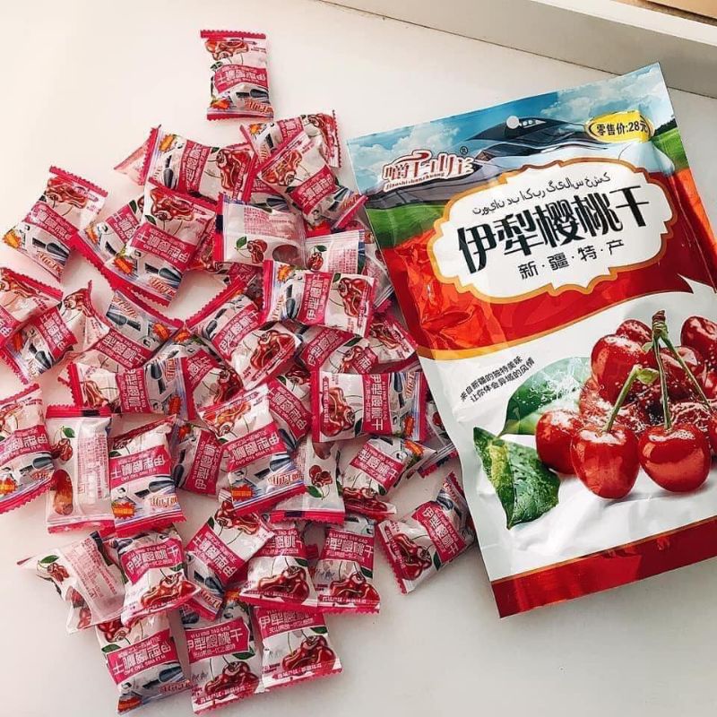 1 thùng 20 gói ô mai cherry, vệt quất siêu ngon date mới