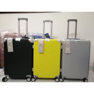 Vali nhựa vân sọc dọc size 28 hàng Việt Nam Xuất Khẩu của công ty Hùng Phát