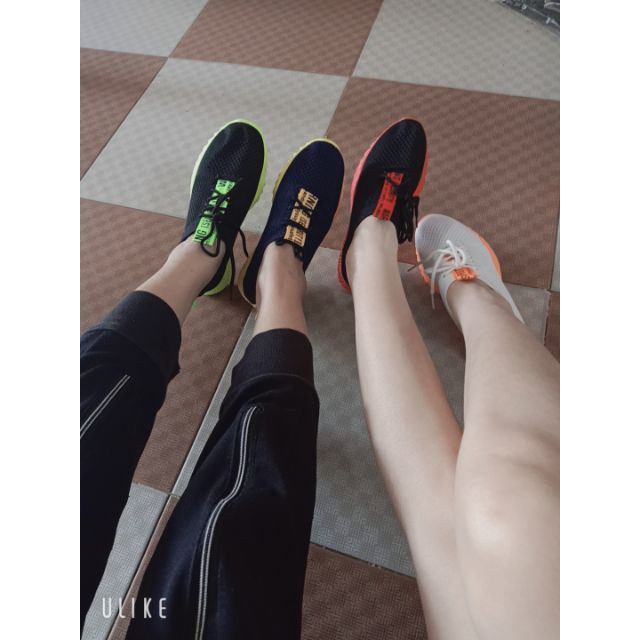 Giày thể thao đủ màu