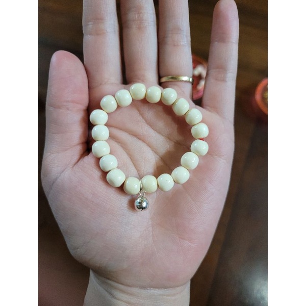 Vòng dâu tằm cho bé mix chuông bạc ta cho bé