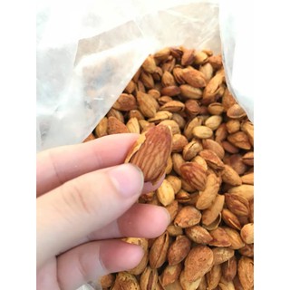 Hạnh nhân rang bơ muối