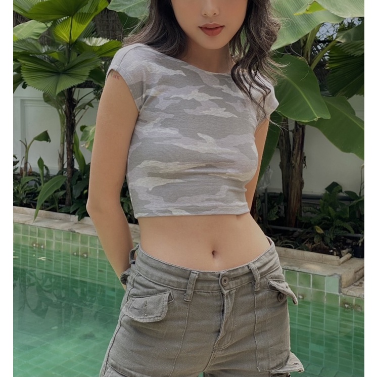 áo croptop camo