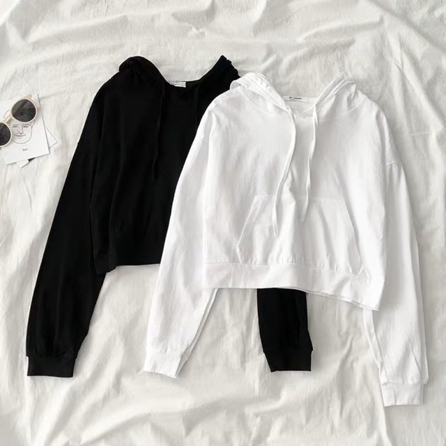 Áo hoodie đen trắng