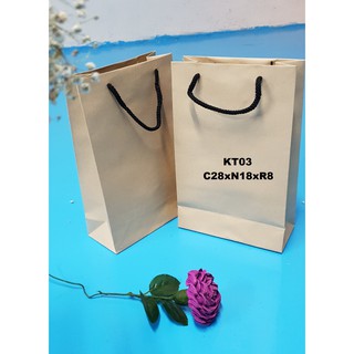 Túi giấy KT03 (KT:28x18x8cm)