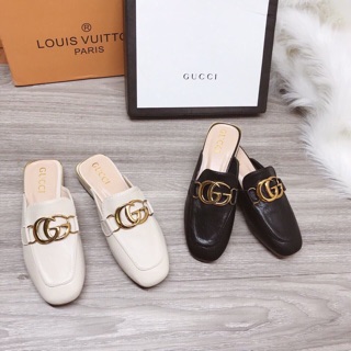 Sục guci của nữ