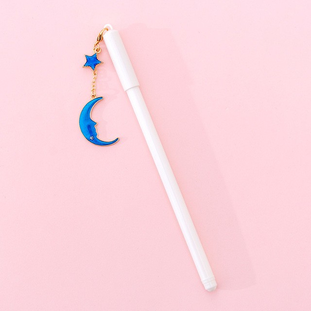 Bút có gắn móc khóa kiểu dáng dễ thương sáng tạo