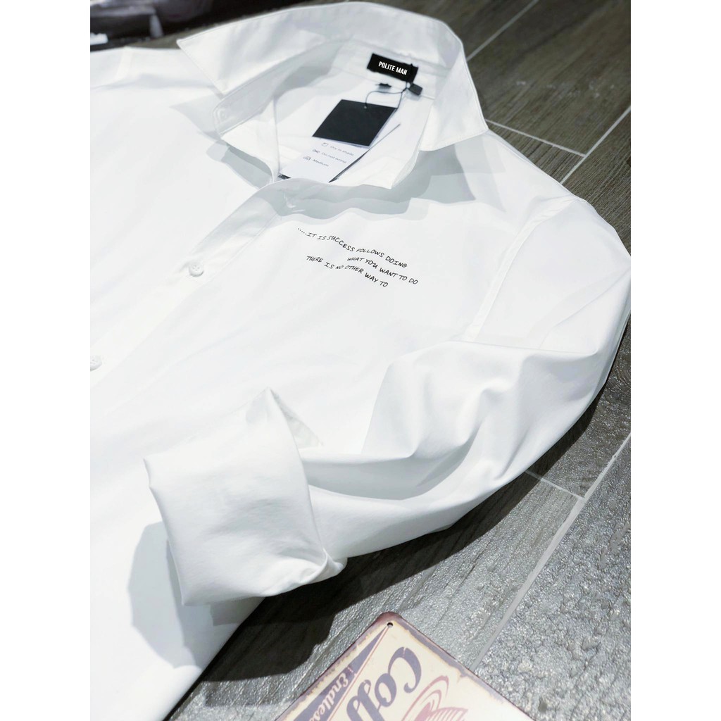 Áo Sơ Mi Trắng Phối Chữ Polite Man Dáng Ôm Nhẹ Sơ Mi Nam Dài Tay Trắng Cổ Bẻ Cotton Thái Chống Nhăn Chống Xù | BigBuy360 - bigbuy360.vn