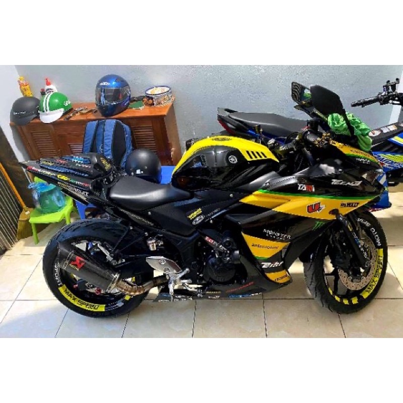 Ốp Bình Xăng Yamaha R3 đời đầu