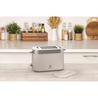 Máy nướng bánh mì Electrolux E2TS1-100W