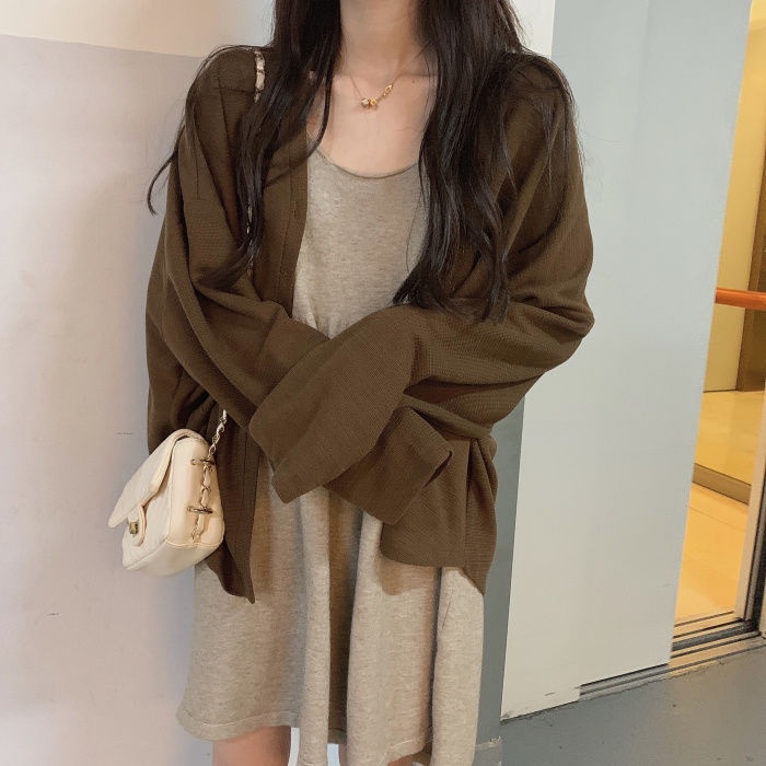 Knitted cardigan coat for women Spring and Autumn New Korean style thin sweater loose short coat for small people