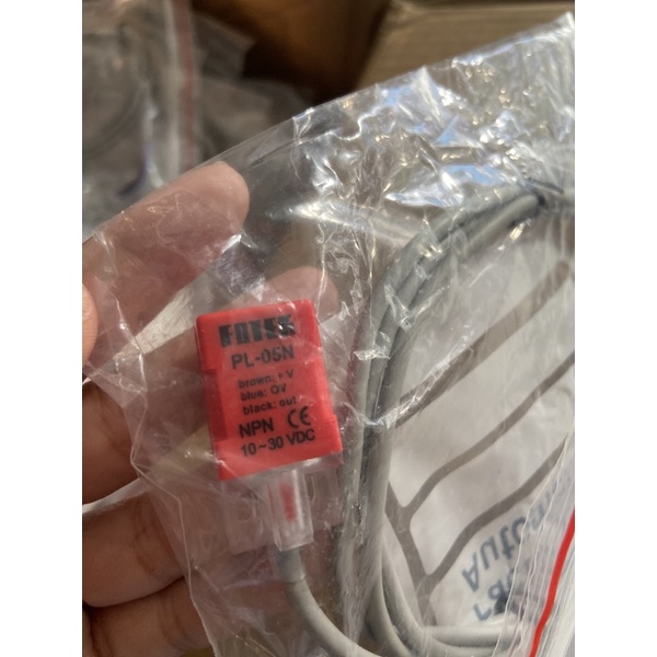 Cảm Biến Kim Loại Tiệm Cận PL-05N NPN và PNP - Sensor vuông - HÀNG TRUNG QUỐC