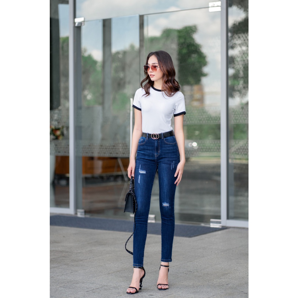 Áo thun Masara gân trắng viền đen