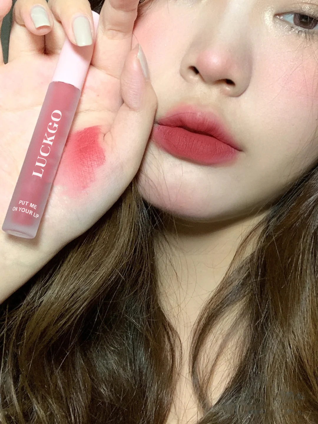 [Hàng mới về] Son Kem Lì Không Thấm Nước Và Lâu Trôi Cao Cấp | BigBuy360 - bigbuy360.vn