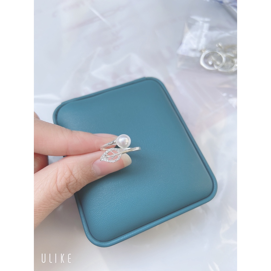 Nhẫn bạc nữ kiểu hở hình chiếc lá đính hạt trai, Nhẫn bạc ta free size - Trang sức bạc Evasilver