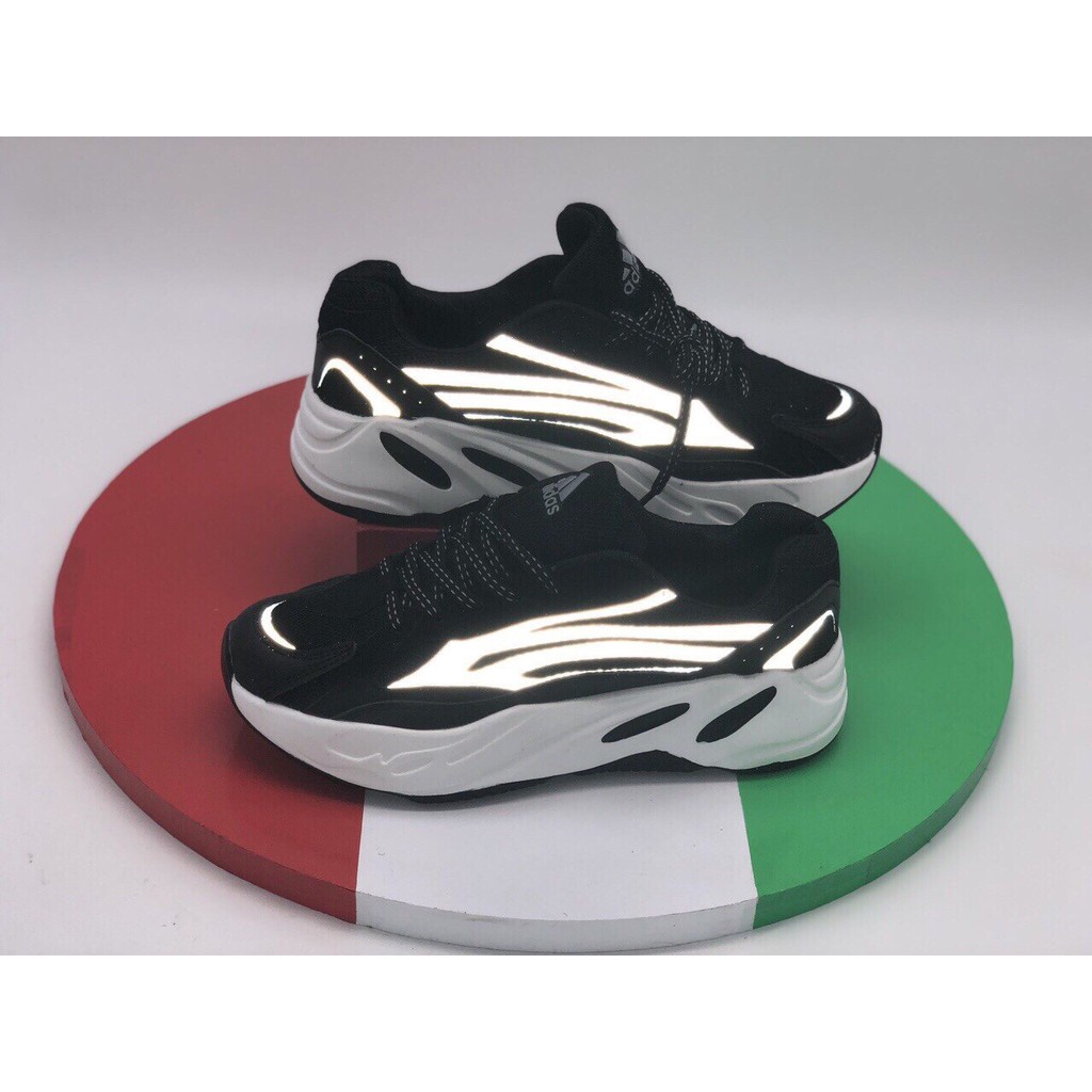 [ TC Store ] Giày thể thao cao cấp Adidas Yeezy Boost 700 | BigBuy360 - bigbuy360.vn