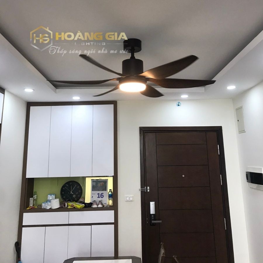 Quạt Trần Đèn - Quạt Đèn Trang Trí Phòng Khách 6 Cánh 6 Số Đảo Chiều - Điều Khiển Từ Xa | BigBuy360 - bigbuy360.vn
