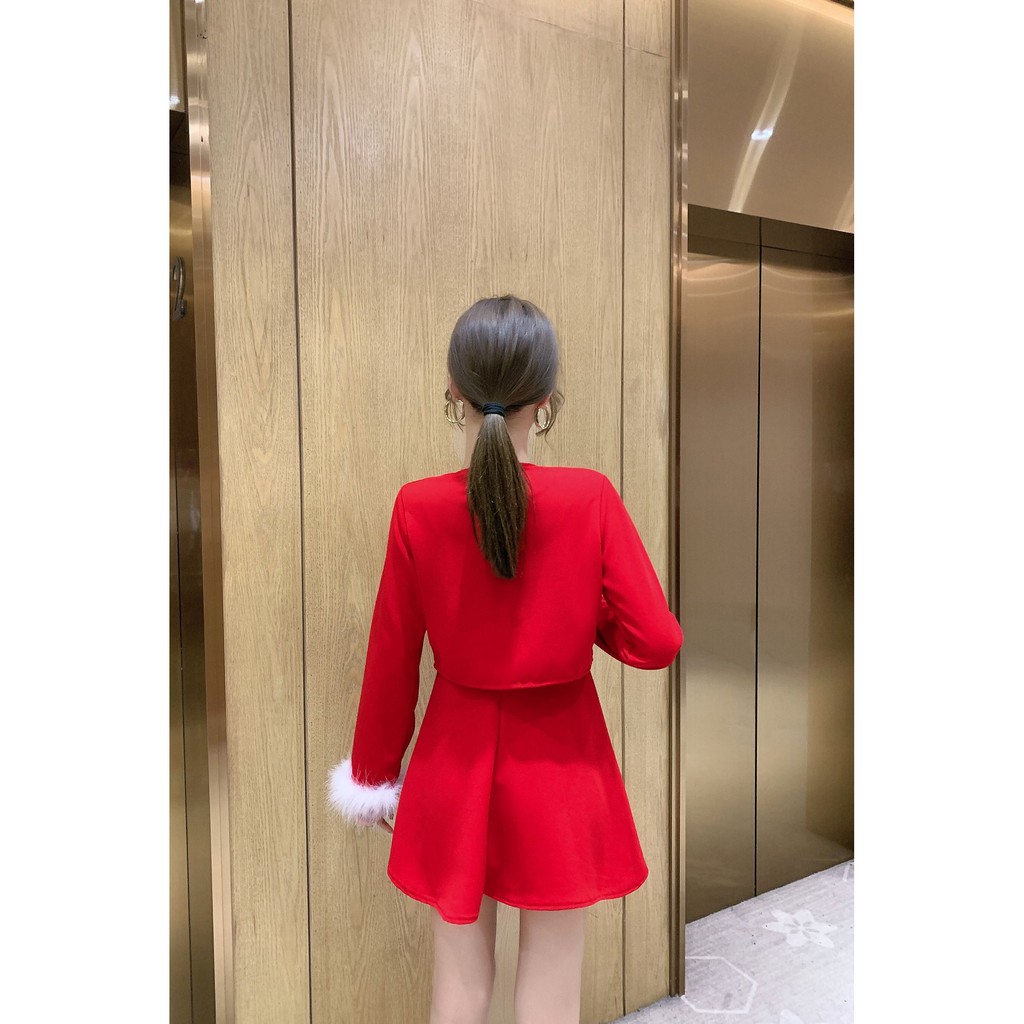 #O44 SET Váy sexy hai dây kết hợp với áo choàng tay lông hàng - Silverorder