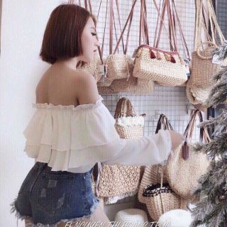 Áo voan tầng trễ vai (52 kg trở lại)