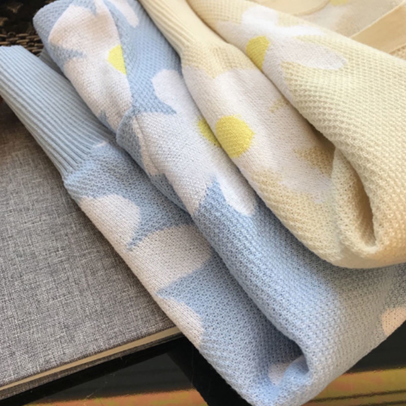 Áo Thun Dệt Kim Tay Phồng Cổ Tròn In Họa Tiết Hoa Cúc Tinh Tế Thời Trang Cho