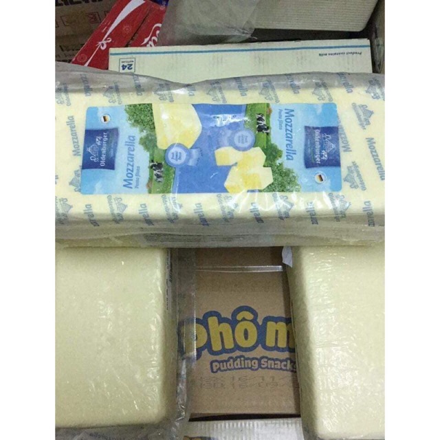 PHÔ MAI MOZZARELLA OLDENBURGER -ĐỨC ( thanh 2,5kg)