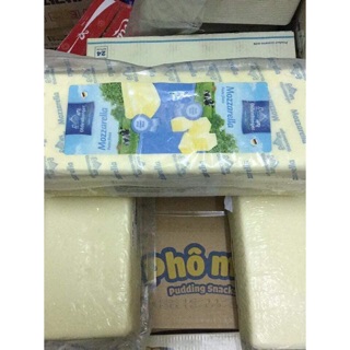 PHÔ MAI MOZZARELLA OLDENBURGER -ĐỨC ( thanh 2,5kg)