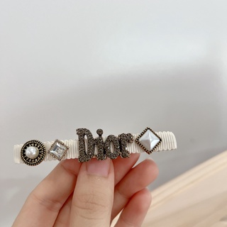 Kẹp tóc xinh, cặp tóc mái hàng nhập Quảng Châu (ảnh tự chụp)