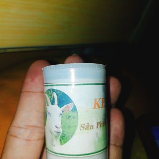 Kem chua sữa dê