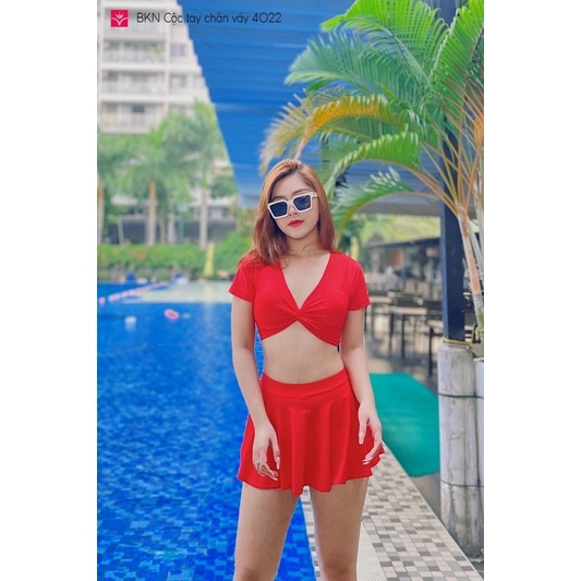 Bikini 2 mảnh cọc tay chân váy