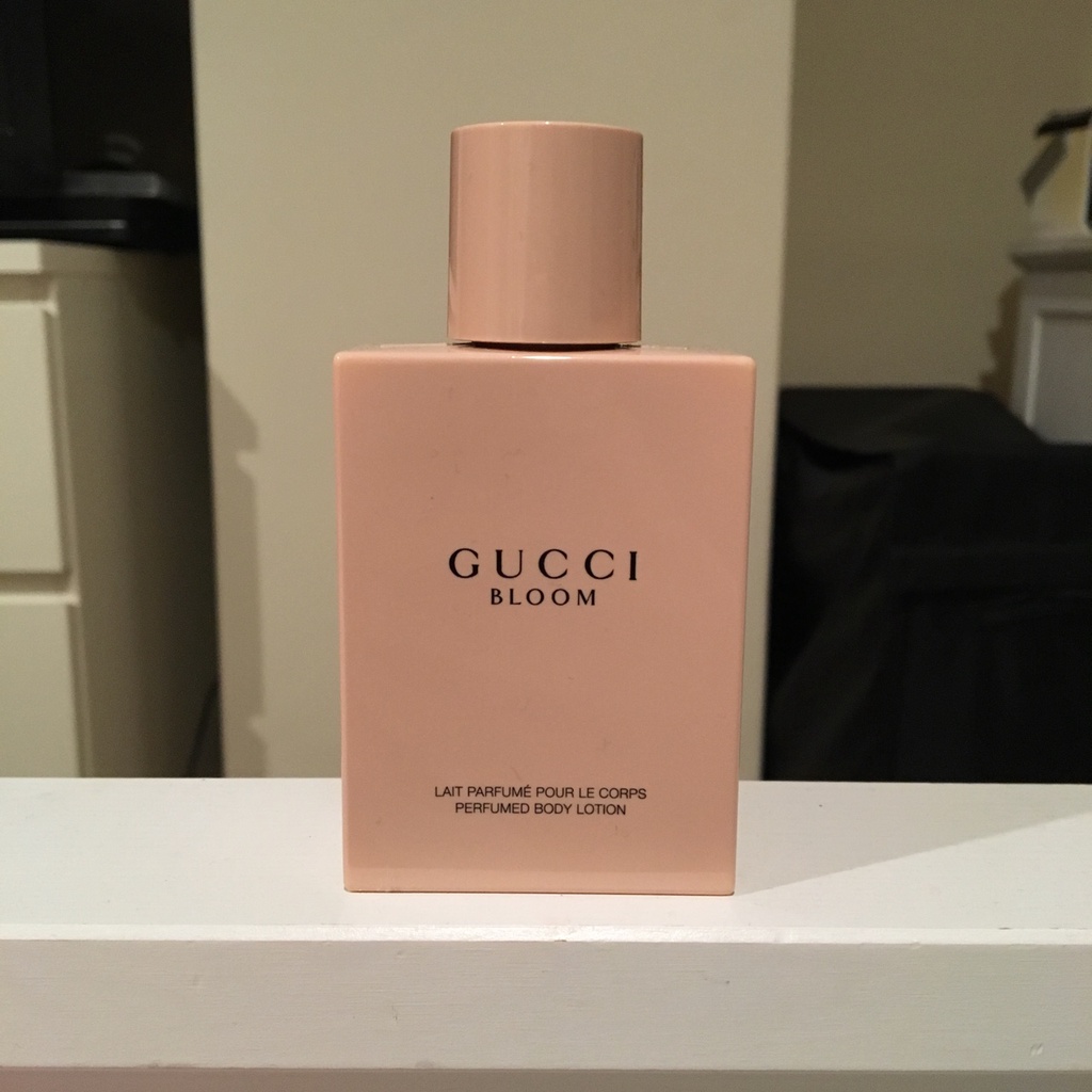 Dưỡng Thể Gucci Bloom Perfumed Body Lotion For Women