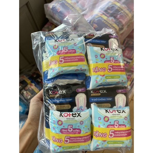 Băng vệ sinh Kotex ban đêm 28cm tặng