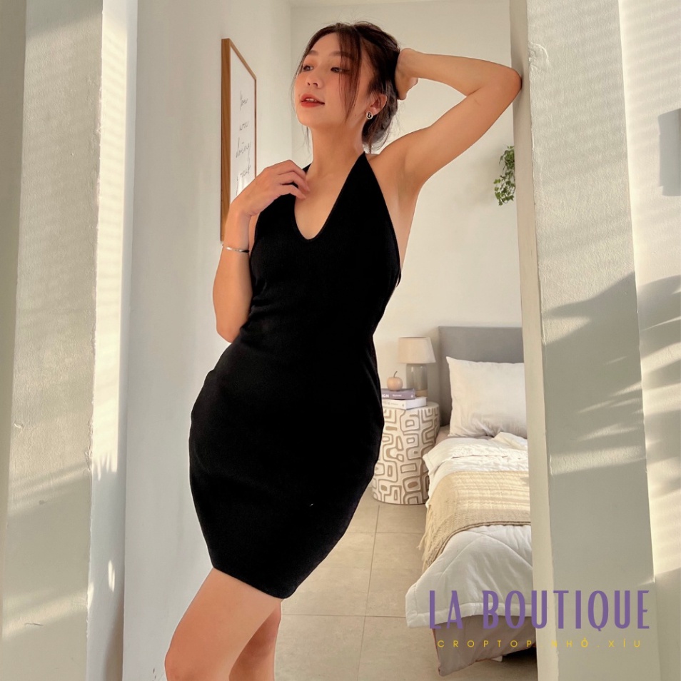 Đầm body nữ cổ V, sexy LA BOUTIQUE form ôm, vải thun gân co giãn bốn chiều, màu đen đi chơi dạo phố. | LA52